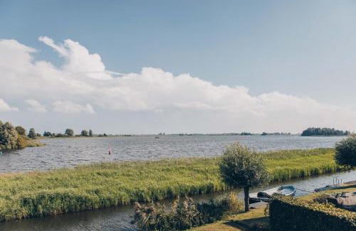 Heeg House | Herenhuis geschakeld | 8 personen - Boutique Parc Pharshoeke