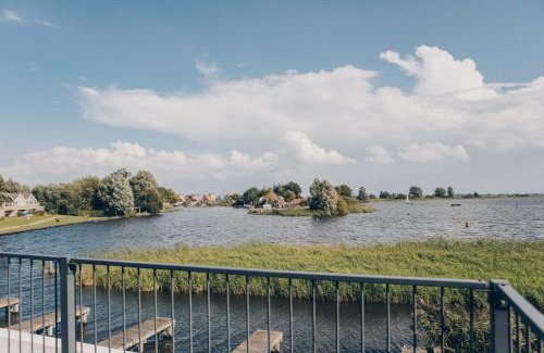 Heeg House | Herenhuis geschakeld | 8 personen - Boutique Parc Pharshoeke
