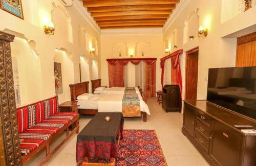 Old Dubai House | Heritage Home Guest House