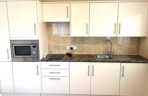 Swindon Apartment | Heritage House Old Town
