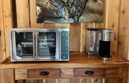 Bozeman Cabin | HERITAGE RANCH 'COWBOY' GLAMPING TENT" (1)