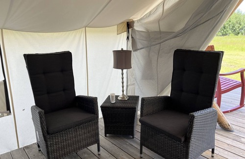 Bozeman Cabin | Heritage Ranch 'Gallatin' Glamping Tent (10)