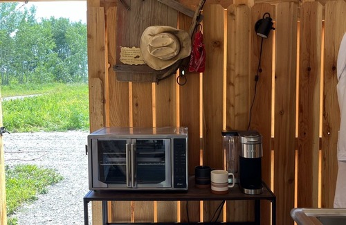 Bozeman Cabin | Heritage Ranch 'Jefferson' Glamping Tent (9)