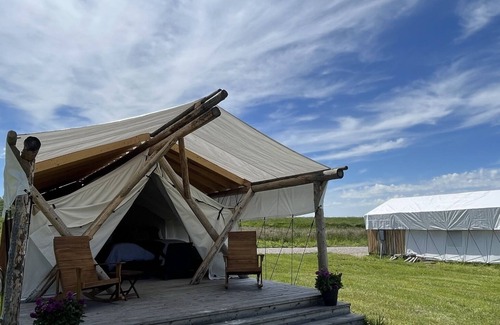 Bozeman Cabin | Heritage Ranch 'Jefferson' Glamping Tent (9)