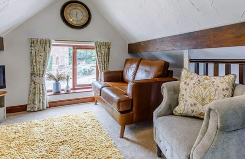 Froghall Cottage | Hermitage Lodge - Beautiful 2 bedroom country cottage with lovely views