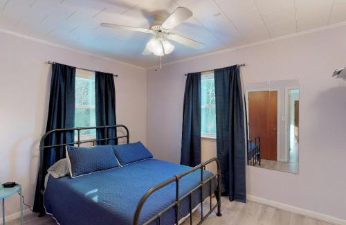 East Haven  Rutland County House | Hermitville
