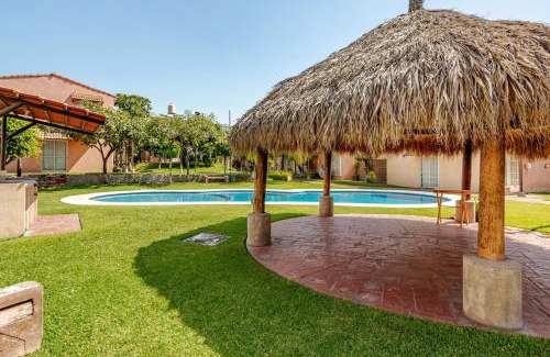 Cuernavaca House | Hermosa casa, alberca, carne asada y mascota