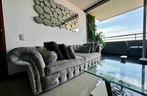 Buenos Aires Apartment | Hermoso apartamento en El Poblado con linda vista