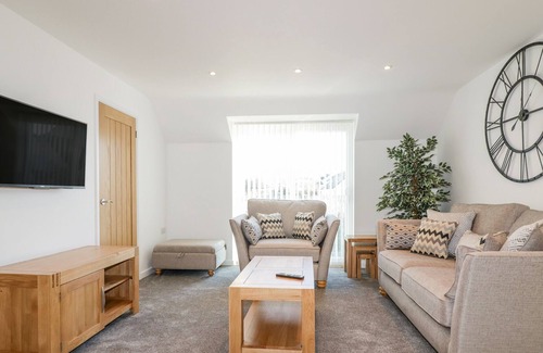 Wadebridge Apartment | HERON, pet friendly, luxury holiday cottage in Padstow