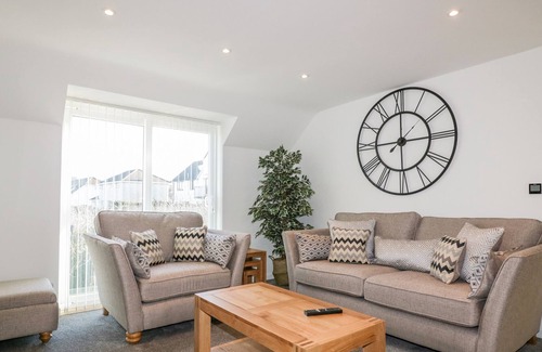 Wadebridge Apartment | HERON, pet friendly, luxury holiday cottage in Padstow