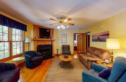 Leesville House | Heron's Flight