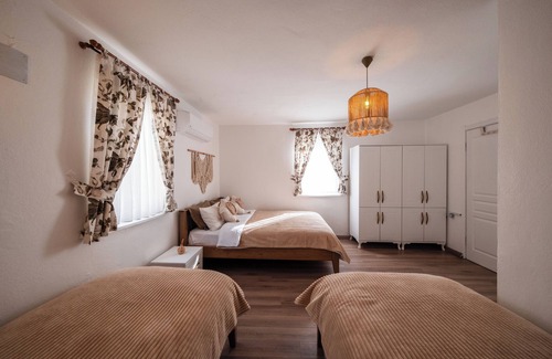 Bozcaada Hotel | Heros Hotels Bozcaada