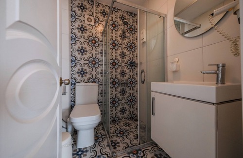 Bozcaada Hotel | Heros Hotels Bozcaada