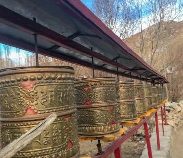 Leh House | Heschuk Guest House