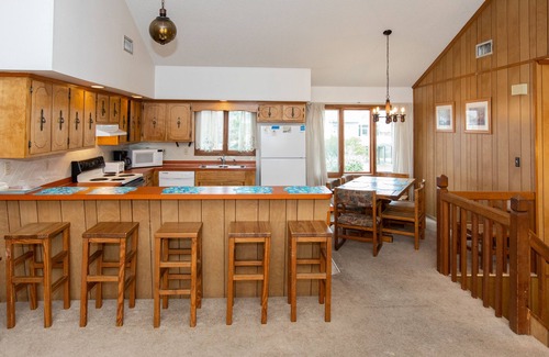 Sandbridge House | Hess affordable home w/easy walk to the beach, central AC, WiFi, & private W/D