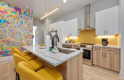 Radnor House | Hey, Nashville! & Dolly & Denim - Dual Townhomes