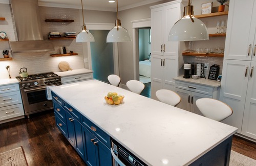 Acklen Westgrove House | HGTV 12 South Bungalow - Walk to Coffee & Shops
