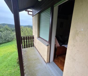 Idrija House | Hiša p'r Kobalu-