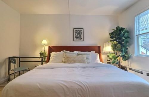 Killington Apartment | Hibernal33 - Private Room on Access Road