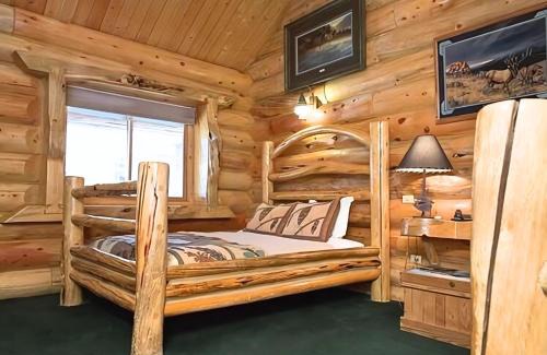 West Yellowstone Resort | Hibernation Station