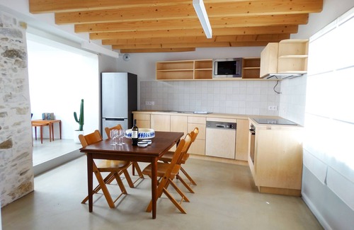 Saint-Gilles-Croix-de-Vie House | Hidden in the narrow streets of old Saint Gilles, contemporary house & spa