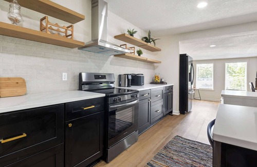 Gravois Mills House | ‼️Hidden Cove Oasis‼️| 4BR Lakefront Retreat