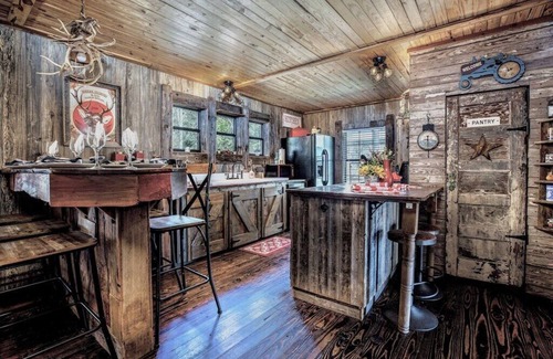 Broken Bow Cabin | Hidden Forest Gem | Cabin Near Beavers Bend