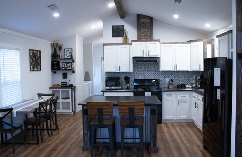 Wimberley House | Hidden Fox Escape - Red Fox