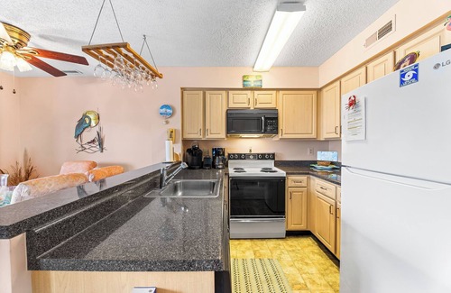 North Ocean City Apartment | Hidden Harbour H228 North Ocean City