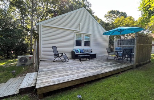 Hampton Bays Cottage | Hidden Hideaway - Close to All