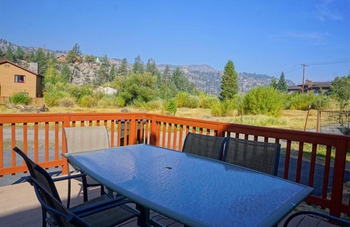 June Lake House | Hidden Meadow Cabin