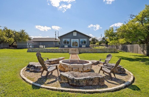 Dripping Springs House | Hidden Oasis, in the heart of Dripping Springs