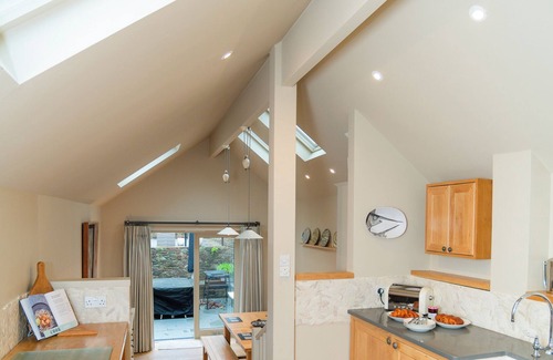 Salcombe House | Hidden Treasure - Estuary View, Stylish, Garden