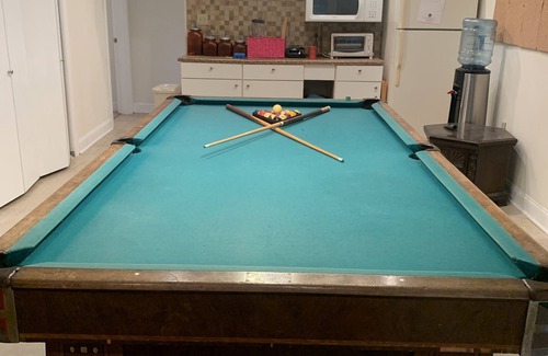 Albrightsville Ski Chalet | Hidden Woods Chalet 6BR on Lake Towamensing 0.5 miles away