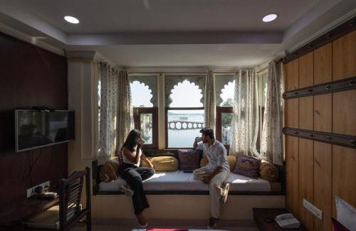 Lake Swaroop Sagar Hotel | Hide-In Udaipur - A Lake View Boutique Hotel