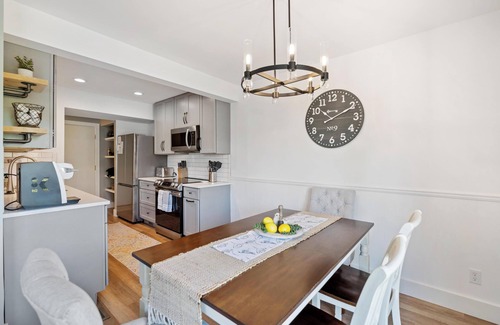 Harbor Springs Condo | Hideaway Valley #3: 3 BR, 2.5 BA Condominium in Harbor Springs, Sleeps 6