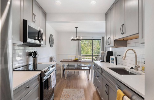 Harbor Springs Condo | Hideaway Valley #3: 3 BR, 2.5 BA Condominium in Harbor Springs, Sleeps 6
