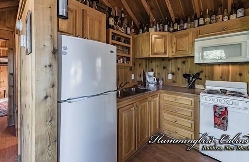 Ruidoso Cabin | Hideout Cabin: 'Perfect couples Hideout' With hot tub.