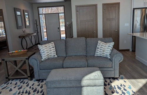 Ottertail House | Hideout on Bayview