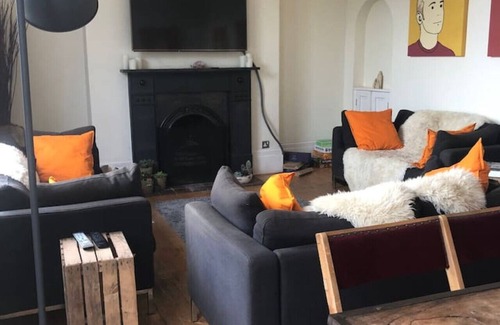 Bristol Apartment | higgihaus 46 5 Bedroom House