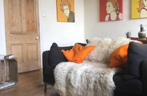 Bristol Apartment | higgihaus 46 5 Bedroom House