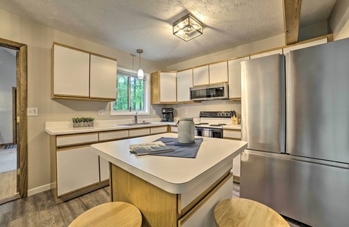 Higgins Lake House | Higgins Lake Getaway - Boating, Fish, Golf, ATV!