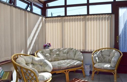 Bunbury House | High Bank