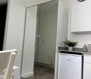 High Barnet Apartment | High Barnet Studio Flat