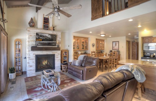 Purgatory House | High Country Links (#584) |10 min to Ski - Golf/AC/Pool/Hot Tub - Deck