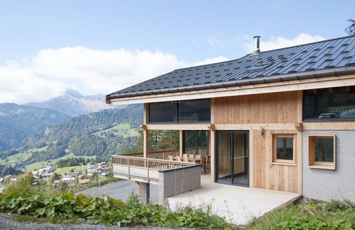 Notre-Dame-de-Bellecombe Ski Chalet | high-end chalet of 320 m2 sleeps 18 with spa