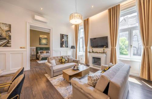 Palace District Apartment | High-end Luxurious Quentin Residence in the Heart of Budapest