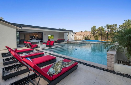 Paradise Valley Village House | High End Private Resort with Pickleball Bball Putt Putt Pool Spa More
