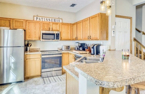 Tannersville House | High Mountain Chateau