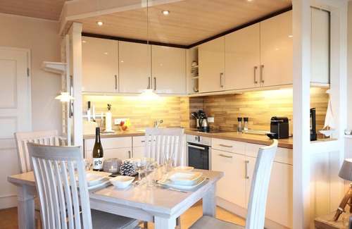 Westerland Apartment | High-quality 2-room apartment with north-facing balcony and wellness area in Westerland
